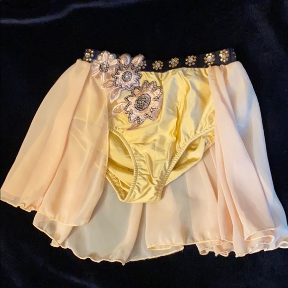 Solo Glamour Girls XLC Costume - Picture 4 of 11